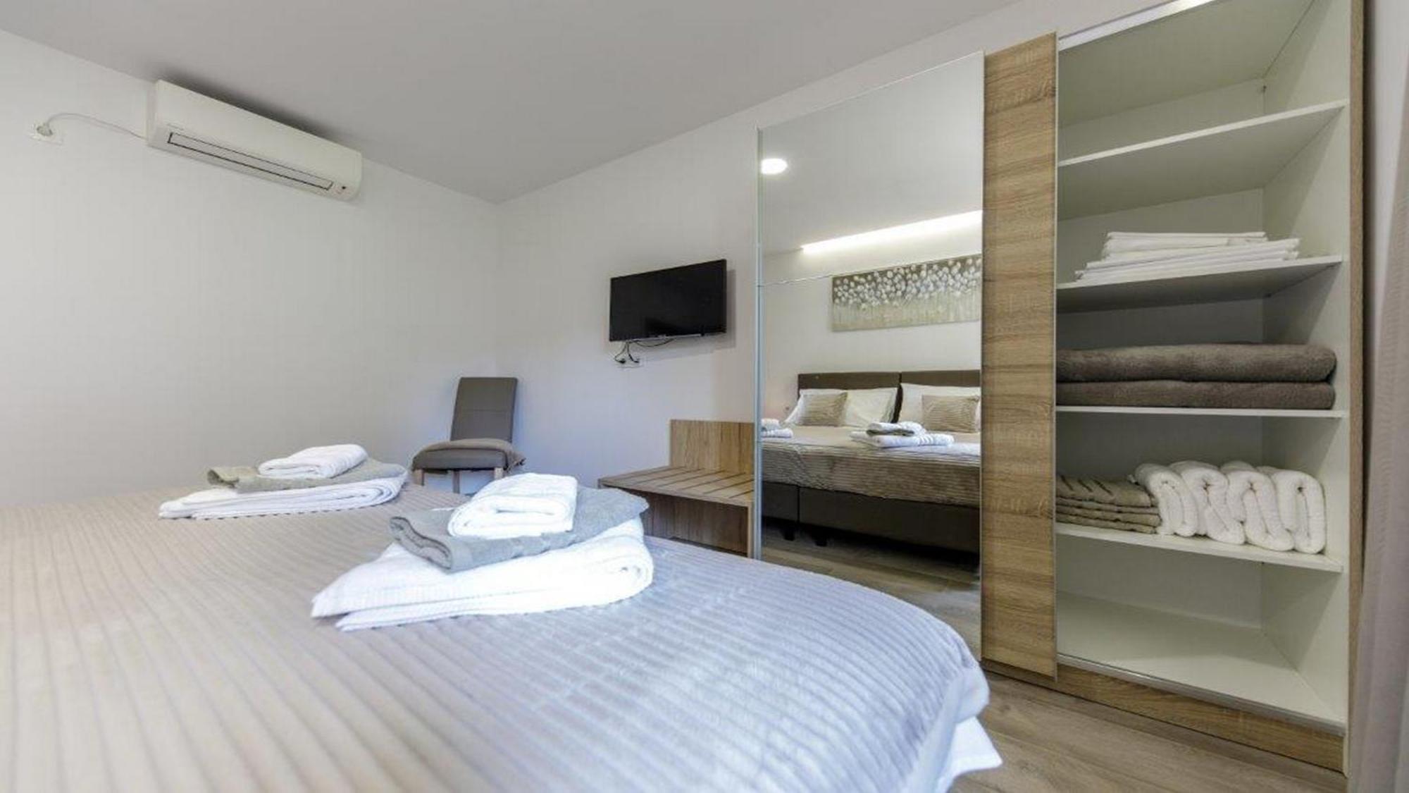 Apartments Mi&Ni Cavtat Rum bild