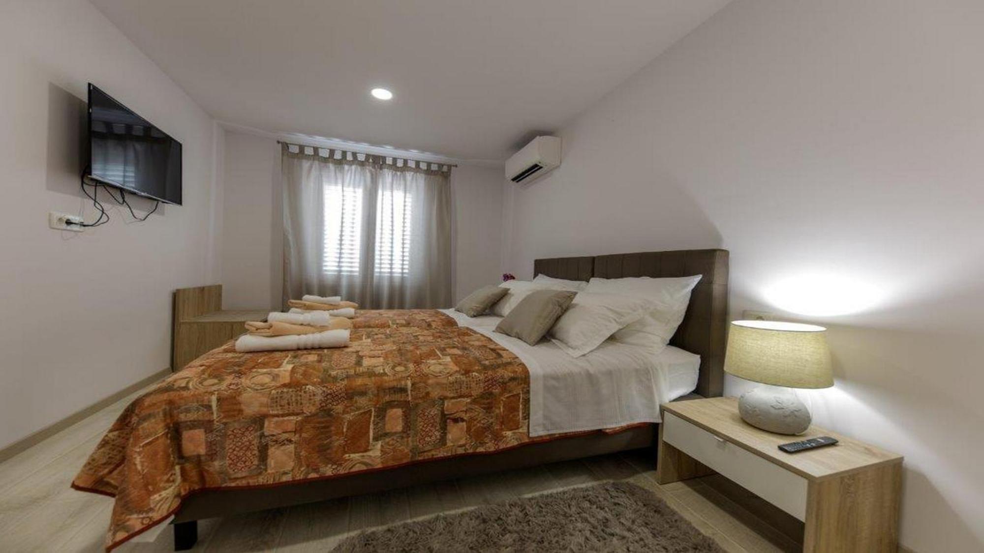 Apartments Mi&Ni Cavtat Rum bild